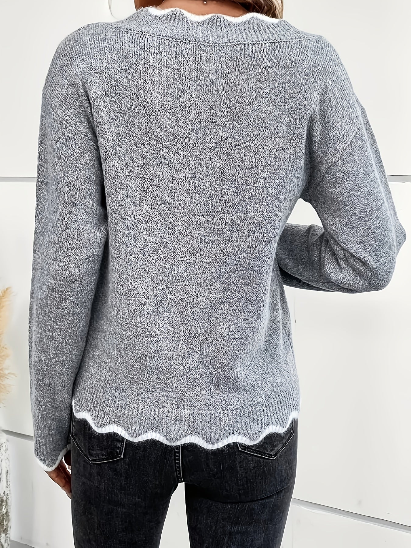 Éléonore™ | Pull Col V Festonné
